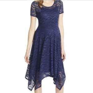 💥Sale NWT Jessica Simpson Maternity Lace Dress